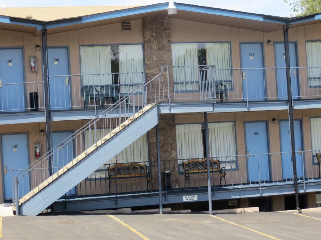 Silver Saddle Motel Маниту Спрингс Екстериор снимка