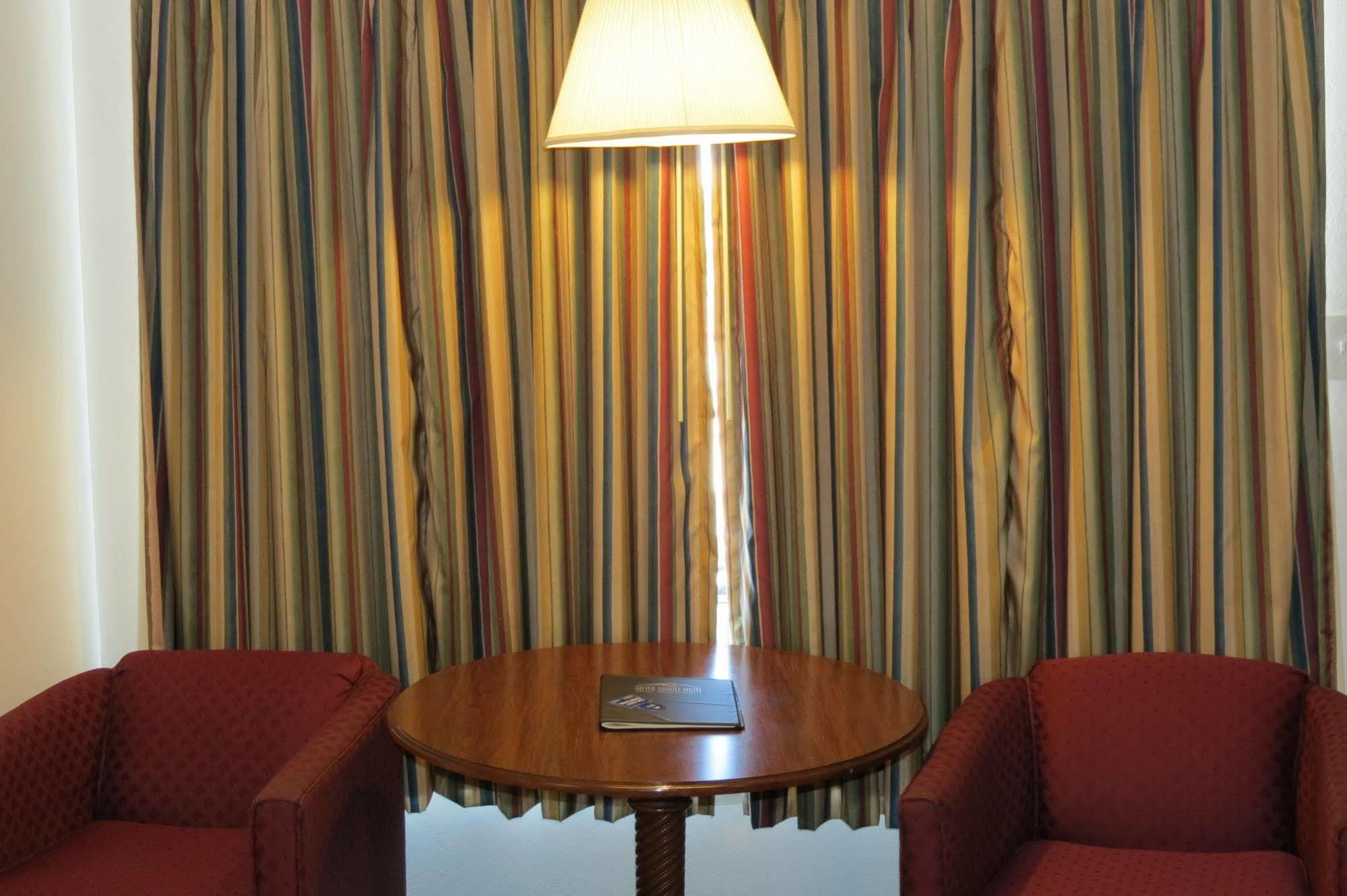 Silver Saddle Motel Маниту Спрингс Екстериор снимка